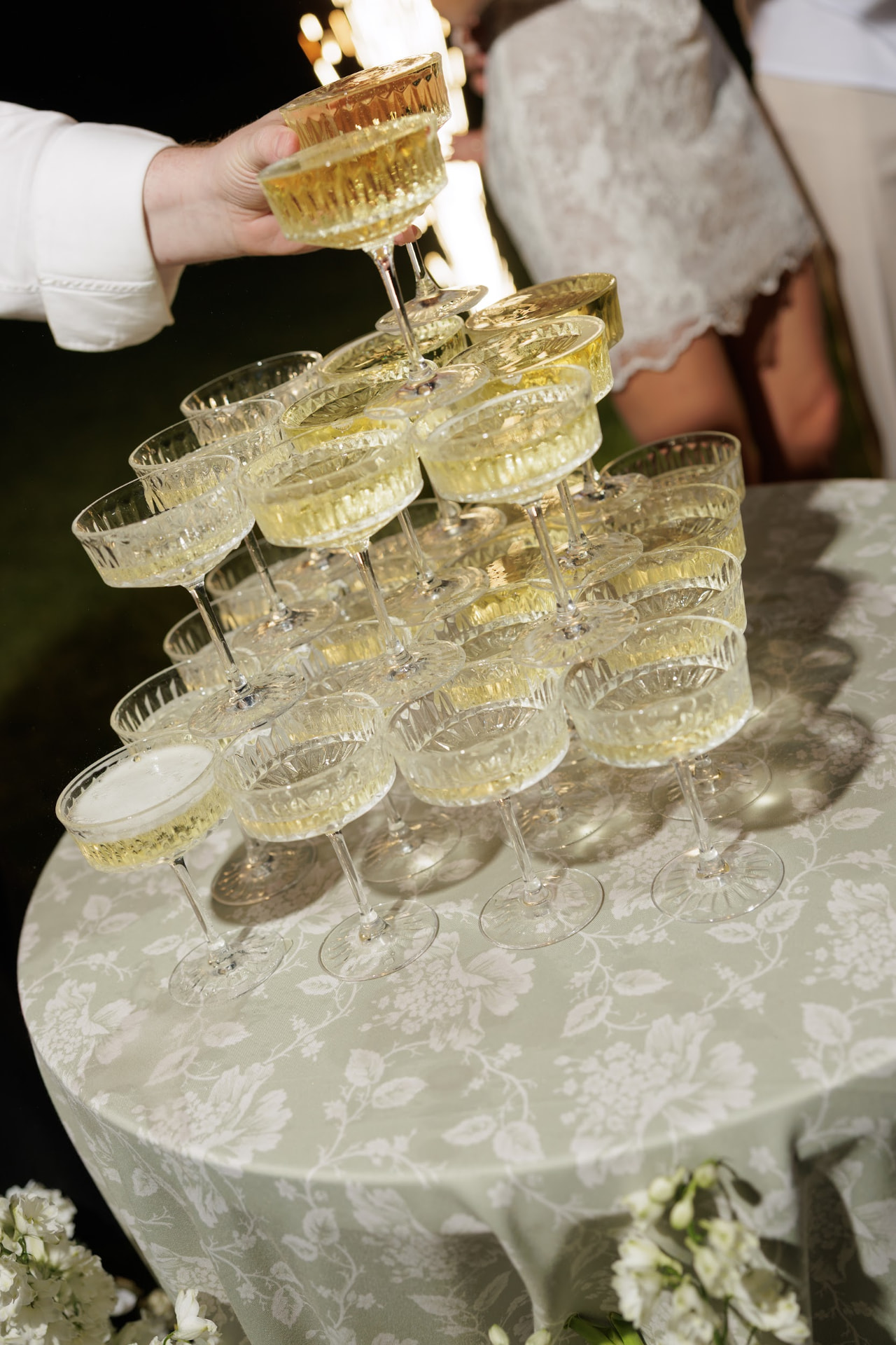 Dominika & Filip – svatba Chateau Mcely, Sweet & Chic