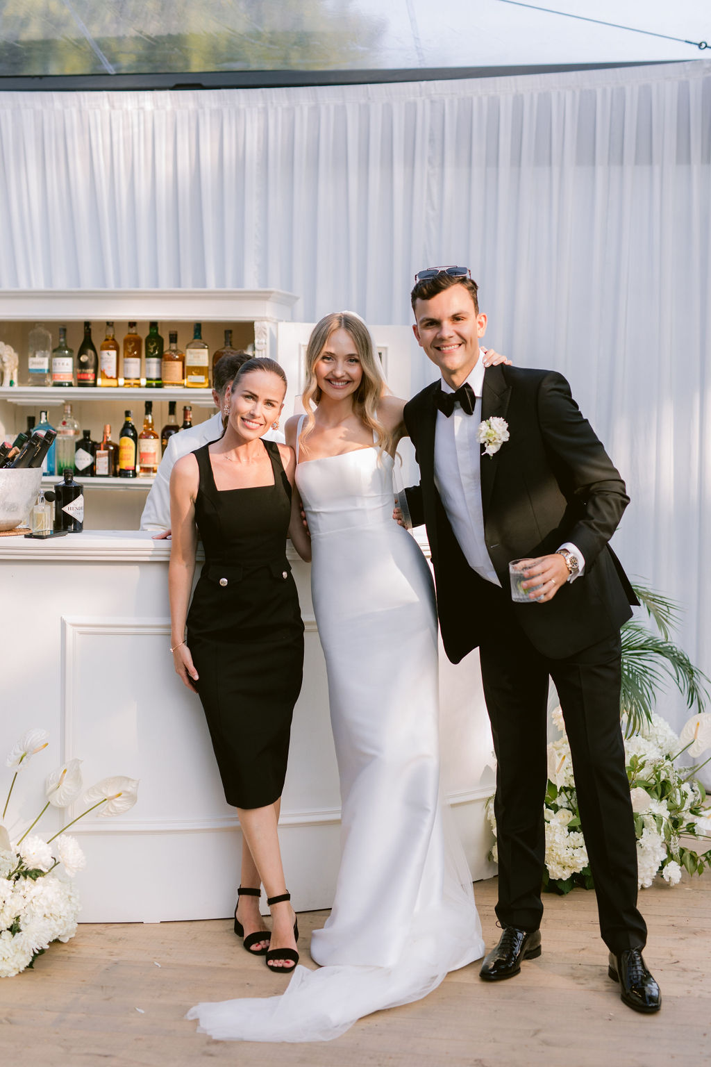 Bára & Martin – wedding at Chateau Mcely, Sweet & Chic