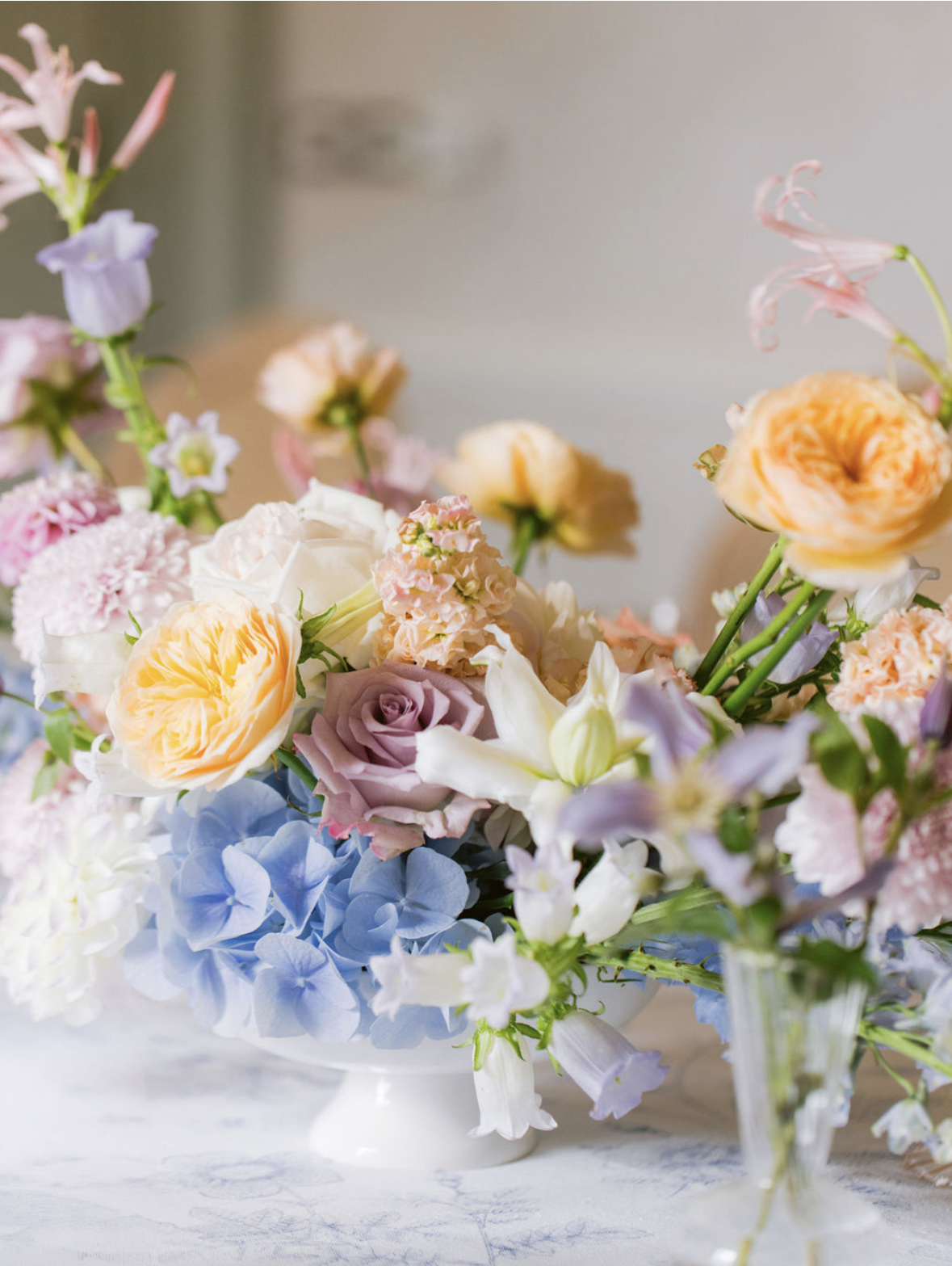 Ema & Charles – svatba Chateau Mcely, Sweet & Chic