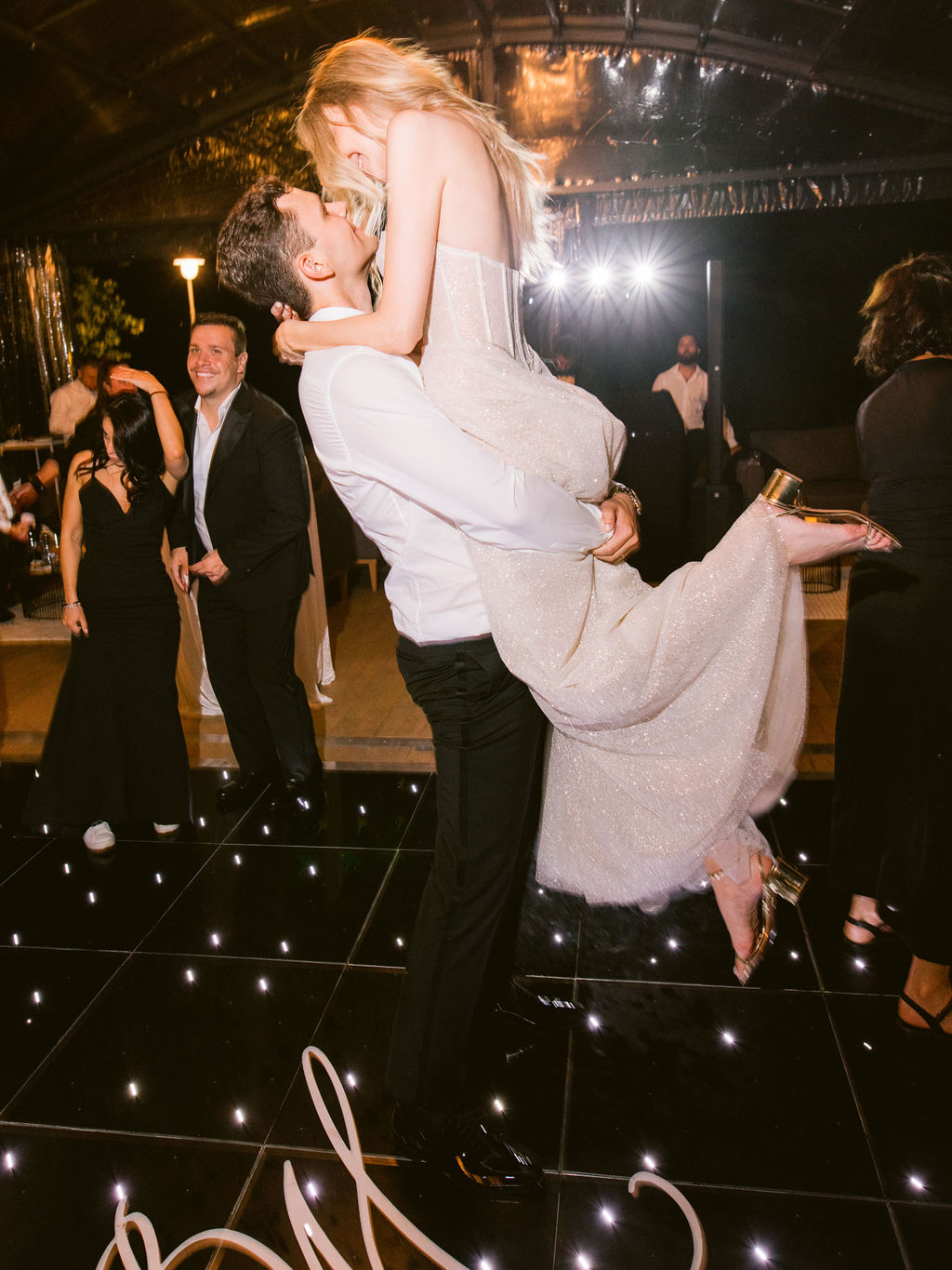 Bára & Martin – wedding at Chateau Mcely, Sweet & Chic