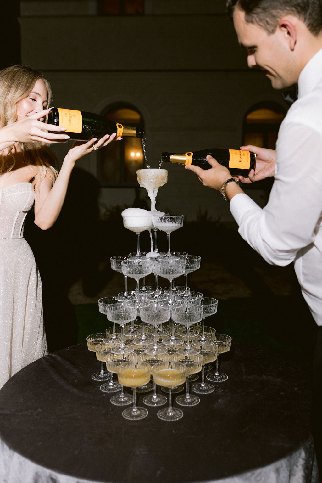 Bára & Martin – wedding at Chateau Mcely, Sweet & Chic