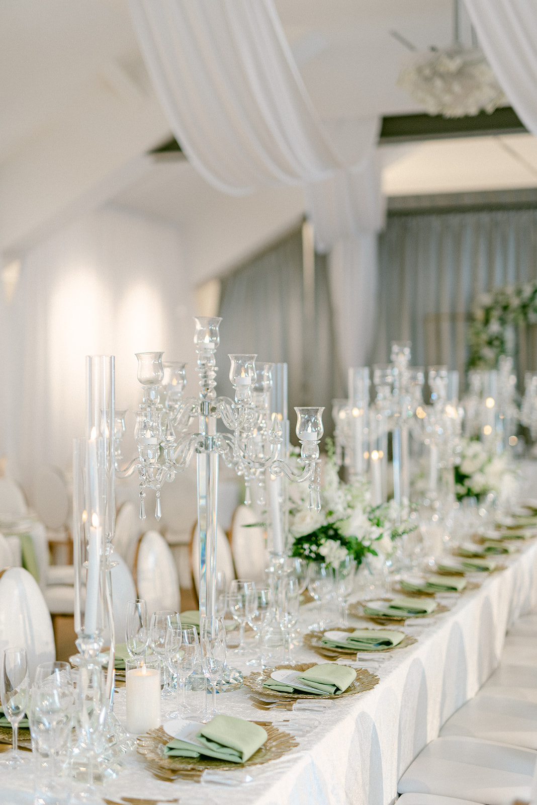 Jana & Jonathan – svatba Zámek Ratměřice, Sweet & Chic