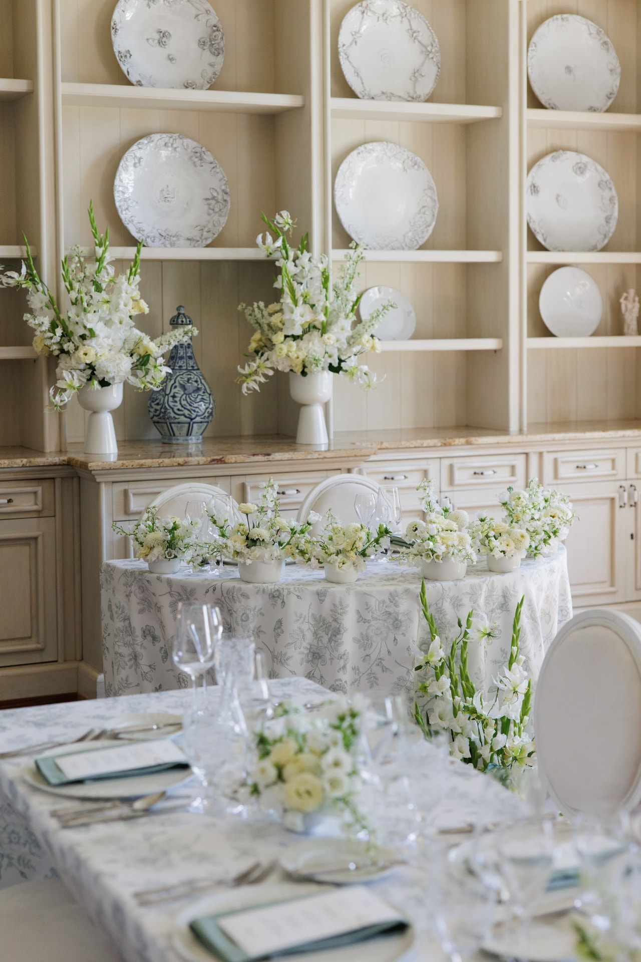 Dominika & Filip – svatba Chateau Mcely, Sweet & Chic