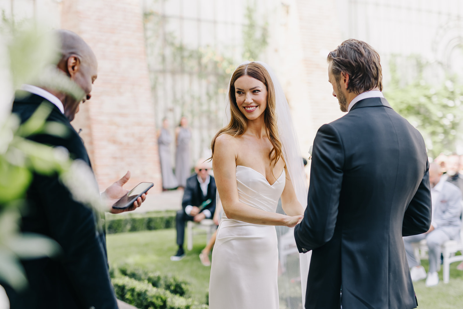 Kristýna & Justin – wedding at Ledebourg Garden, Sweet & Chic