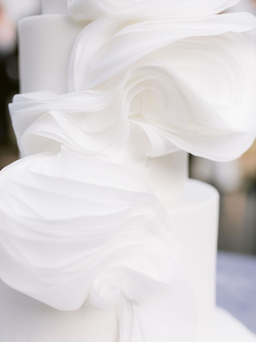 Bára & Martin – wedding at Chateau Mcely, Sweet & Chic