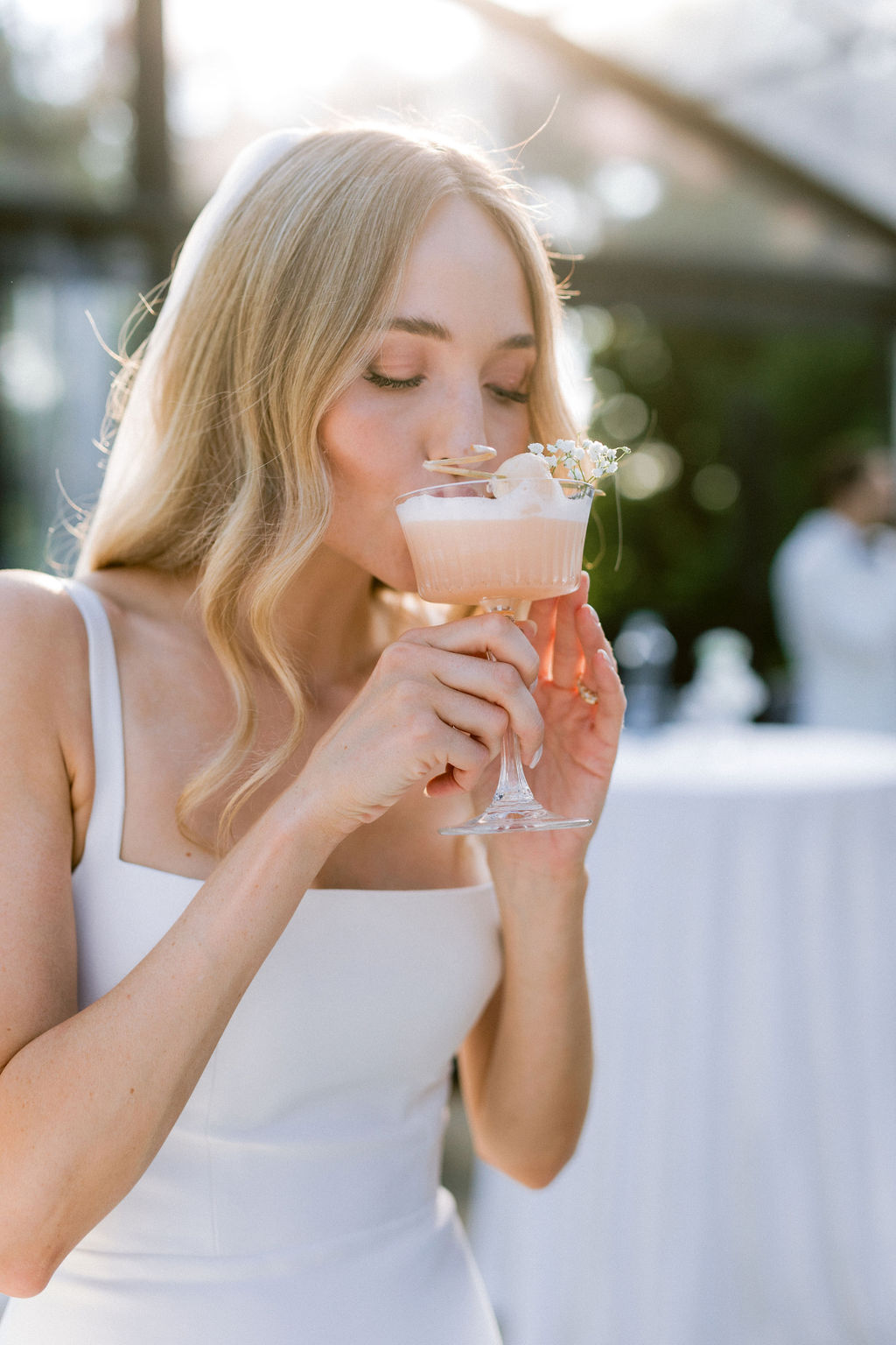 Bára & Martin – wedding at Chateau Mcely, Sweet & Chic