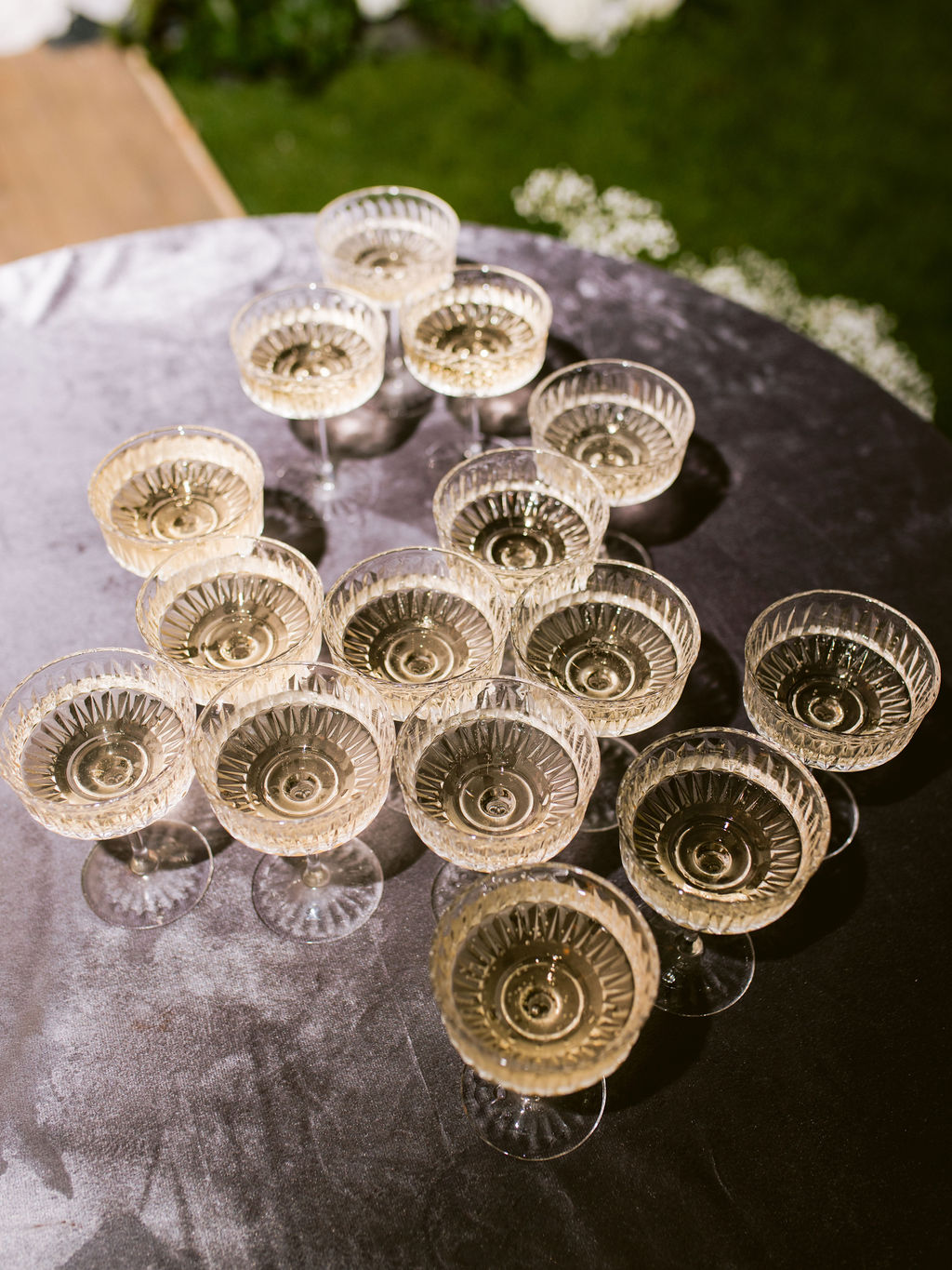 Bára & Martin – wedding at Chateau Mcely, Sweet & Chic