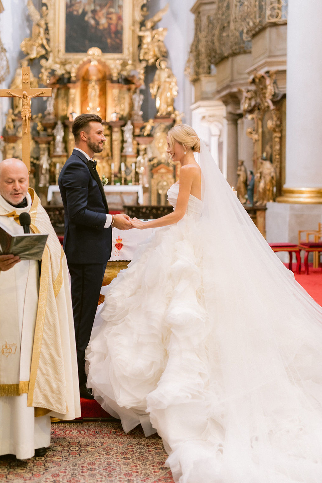 Sára & Petr – wedding at Augustine Hotel Prague, Sweet & Chic