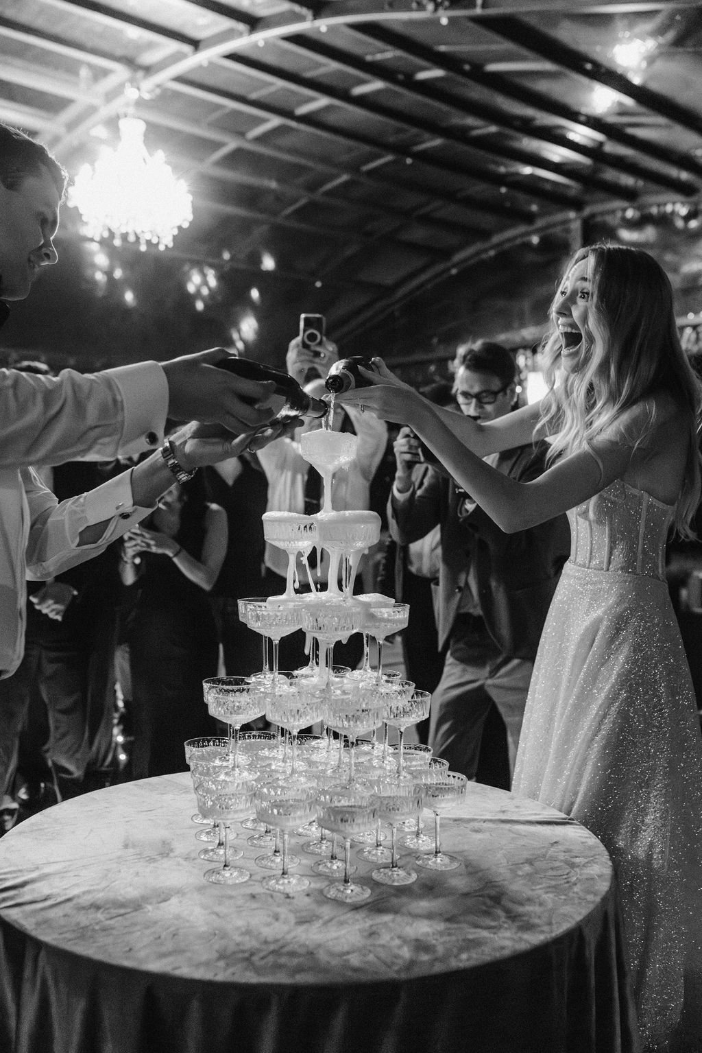 Bára & Martin – wedding at Chateau Mcely, Sweet & Chic