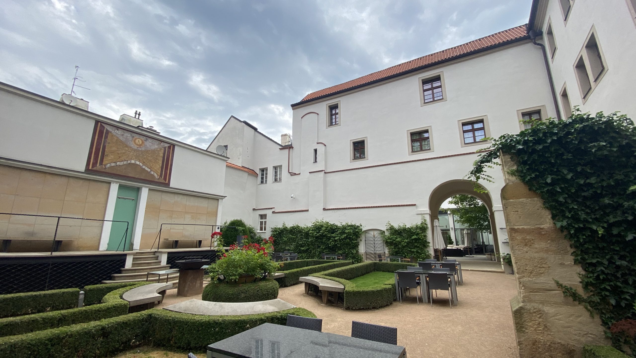 Augustine Prague – místo pro svatbu, Sweet & Chic