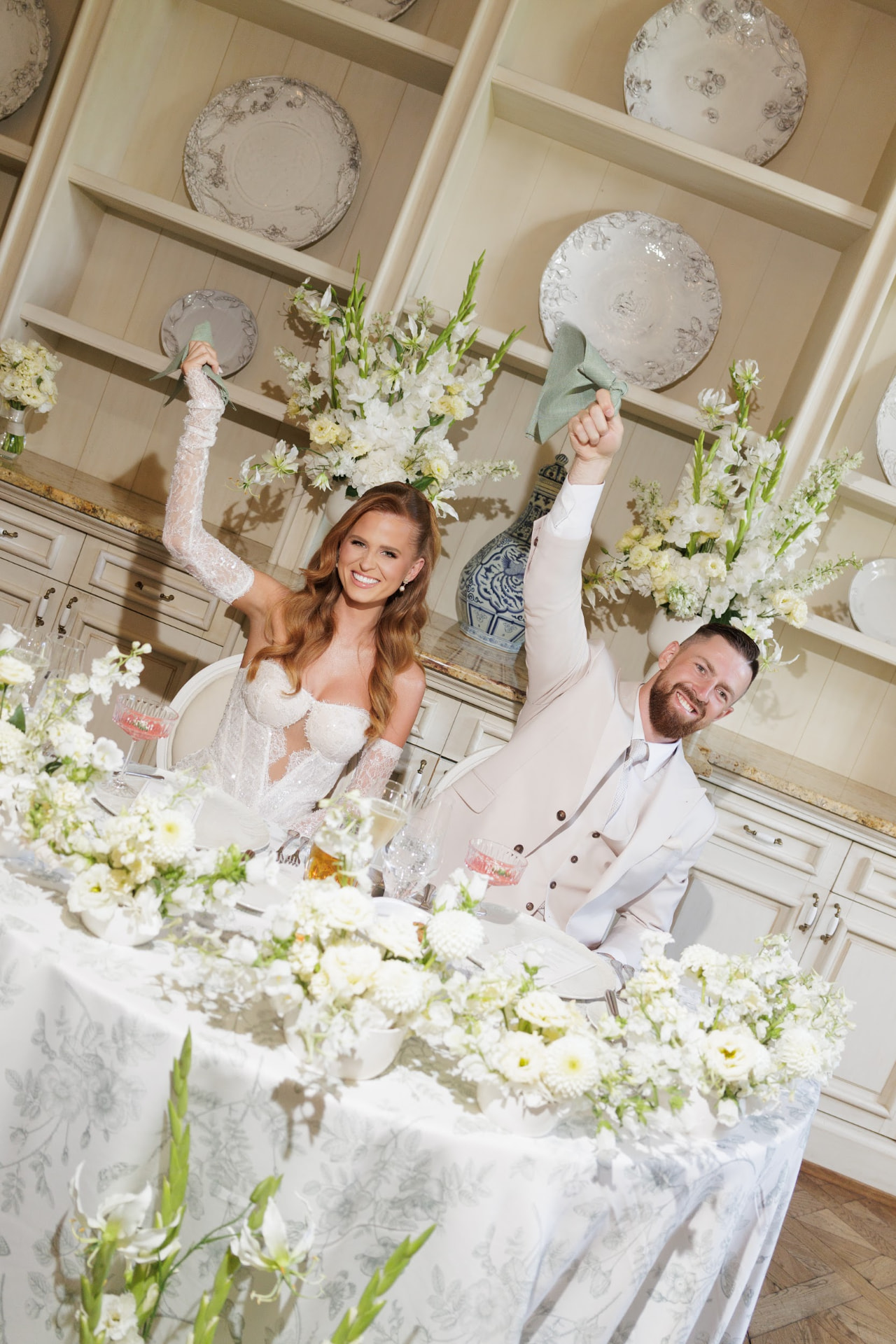 Dominika & Filip – svatba Chateau Mcely, Sweet & Chic