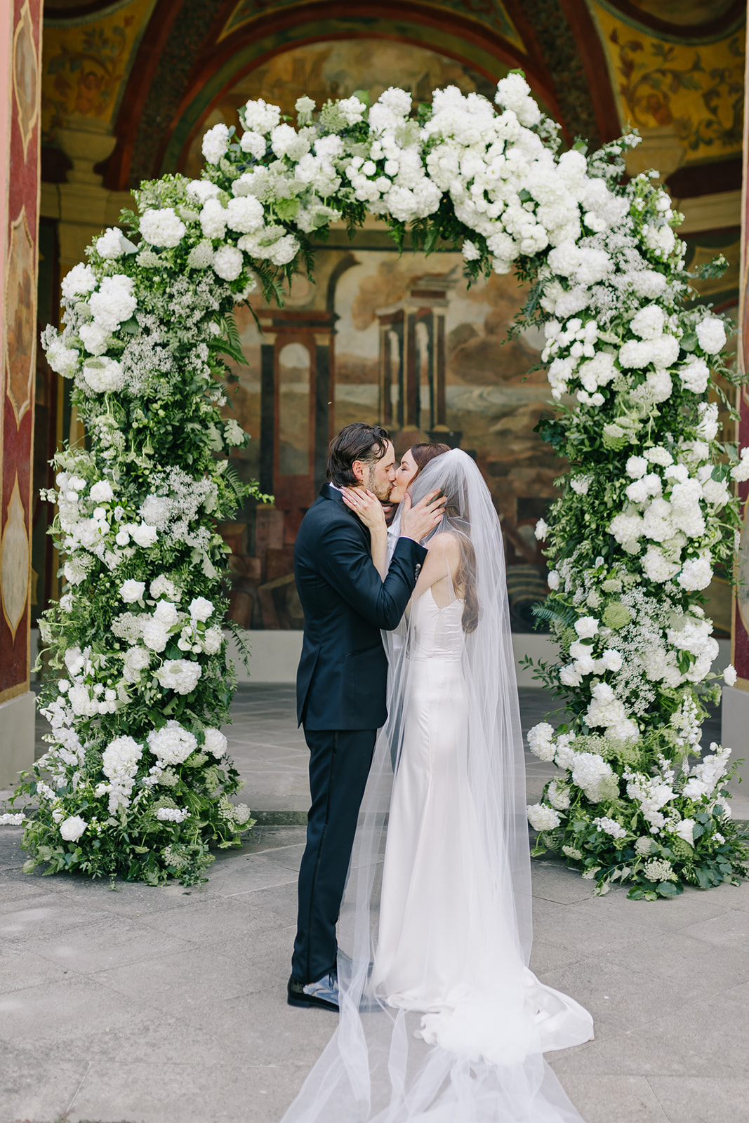Kristýna & Justin – wedding at Ledebourg Garden, Sweet & Chic