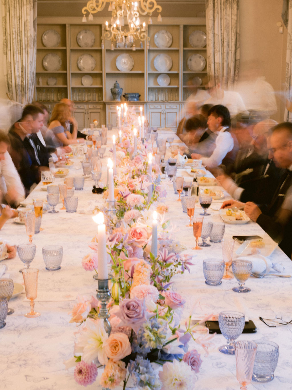 Ema & Charles – svatba Chateau Mcely, Sweet & Chic