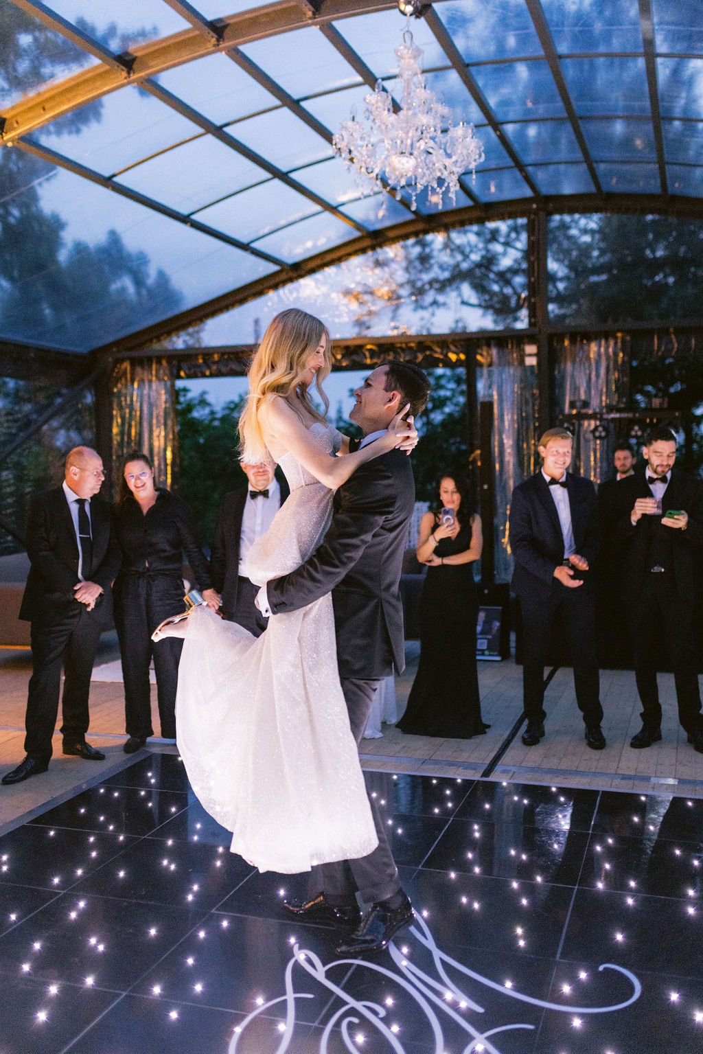 Bára & Martin – wedding at Chateau Mcely, Sweet & Chic