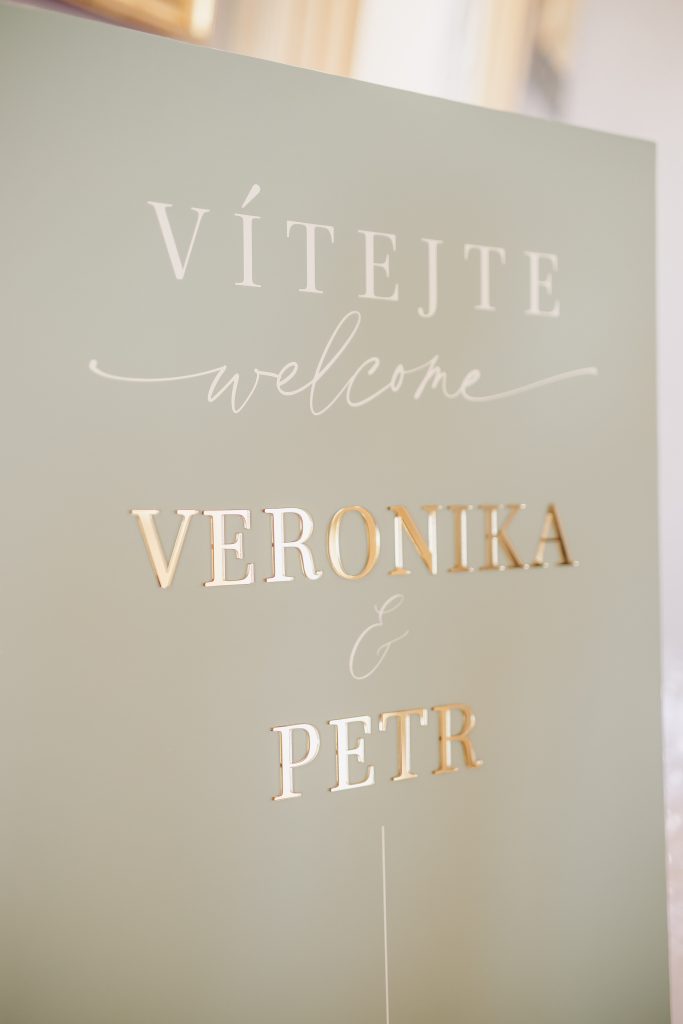 Veronika & Petr – wedding, Sweet & Chic