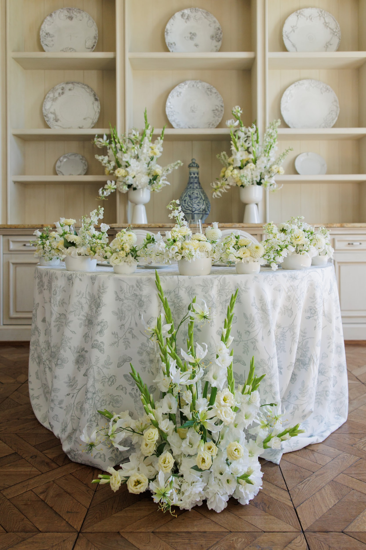 Dominika & Filip – svatba Chateau Mcely, Sweet & Chic