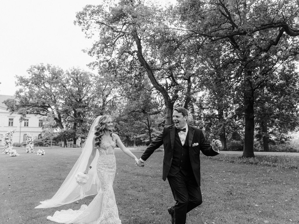 Ema & Charles – svatba Chateau Mcely, Sweet & Chic