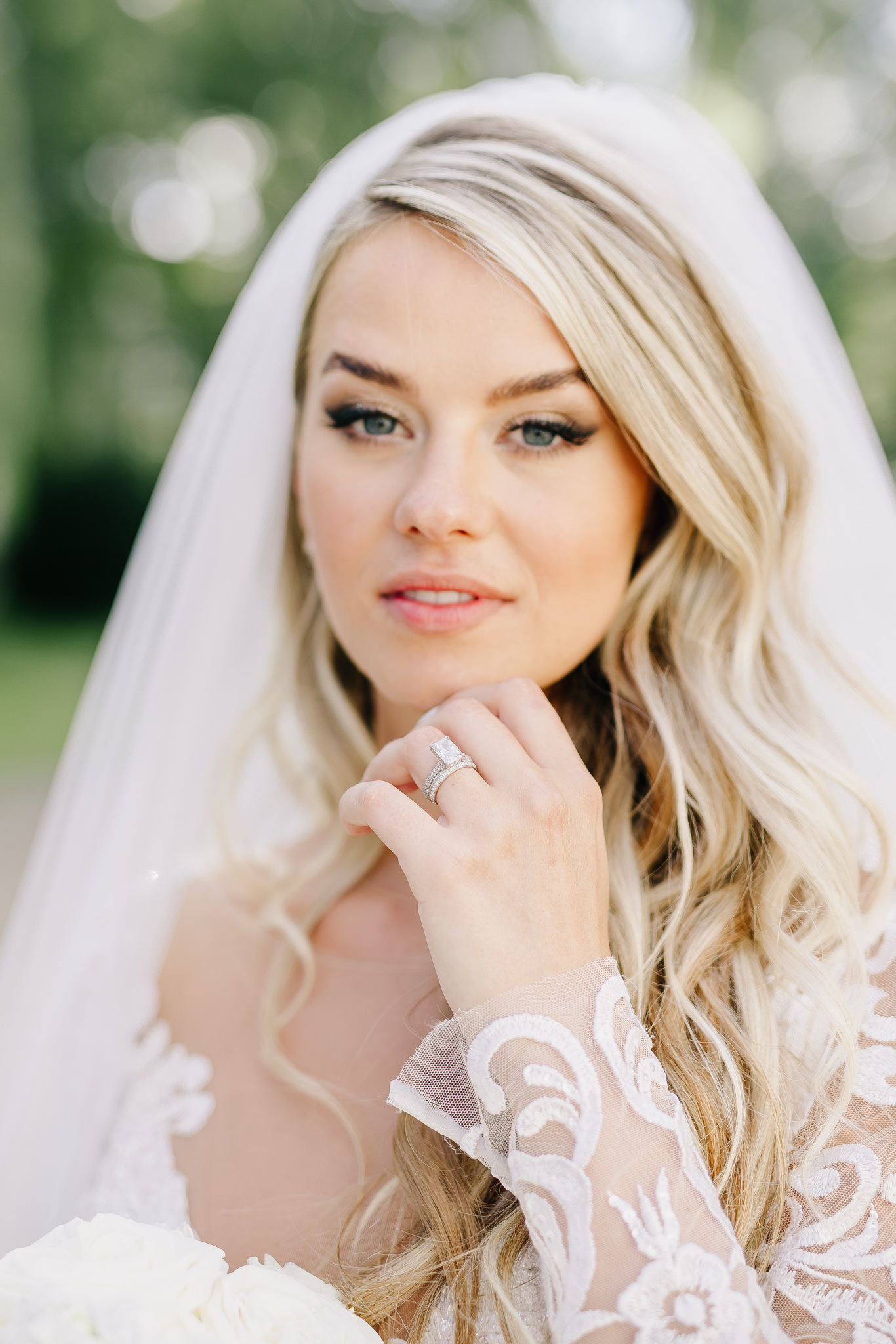 Adéla & Liam – wedding at Chateau Niměřice, Sweet & Chic
