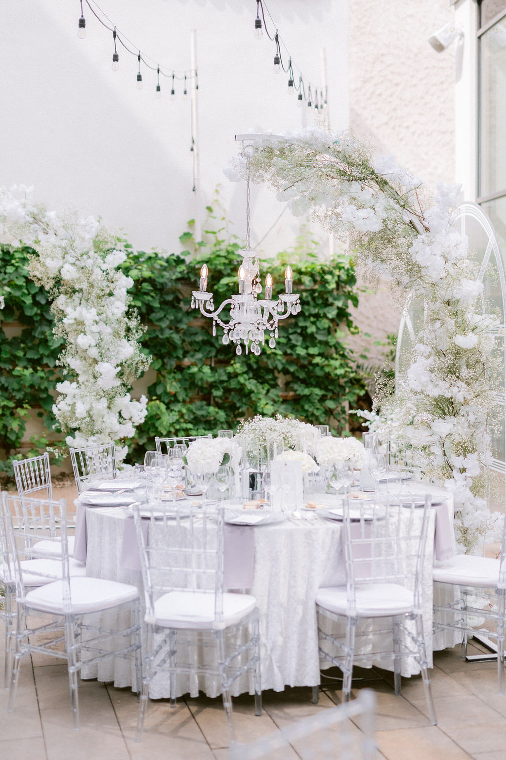 Sára & Petr – wedding at Augustine Hotel Prague, Sweet & Chic