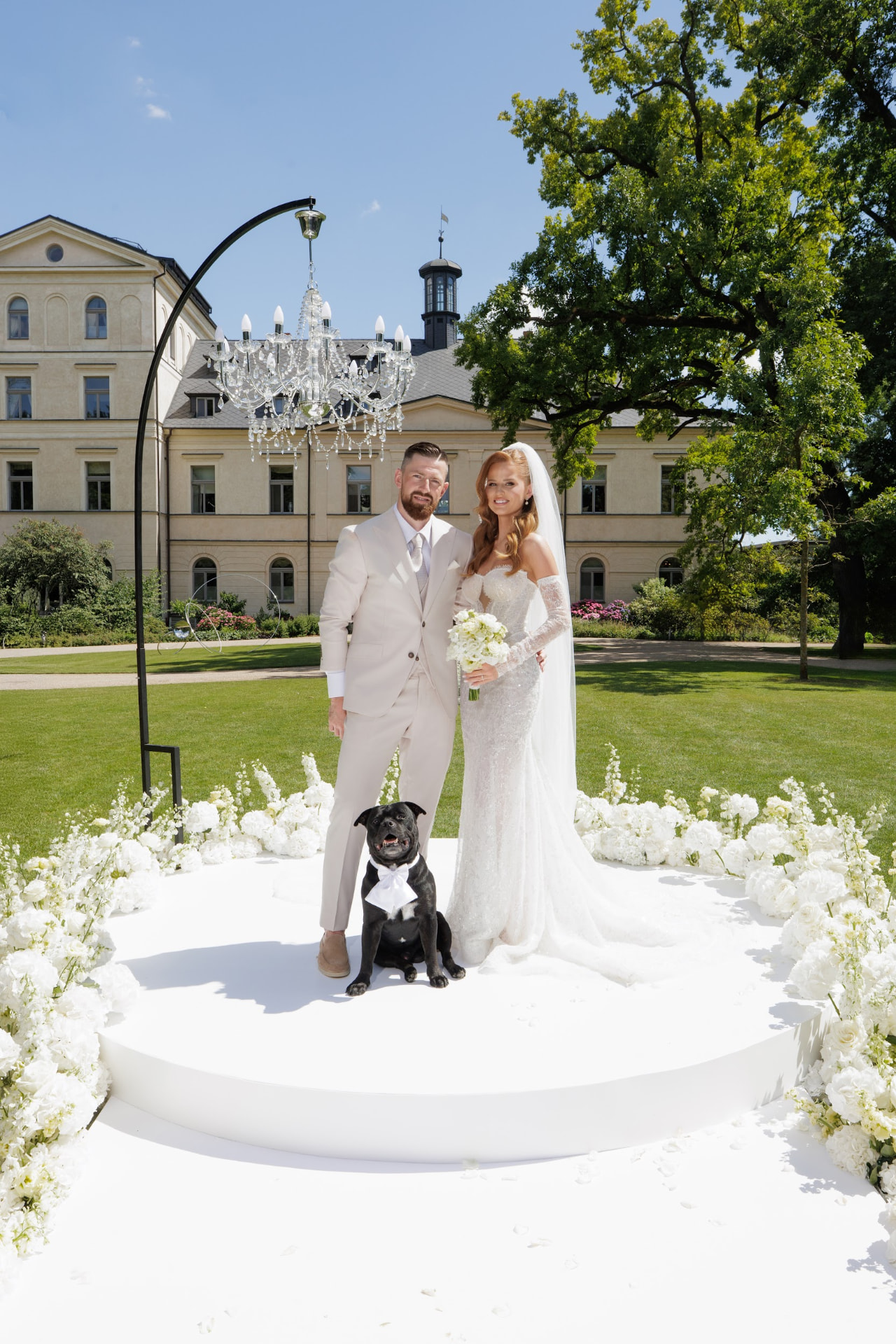 Dominika & Filip – svatba Chateau Mcely, Sweet & Chic