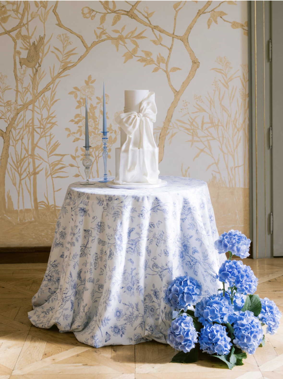 Ema & Charles – svatba Chateau Mcely, Sweet & Chic