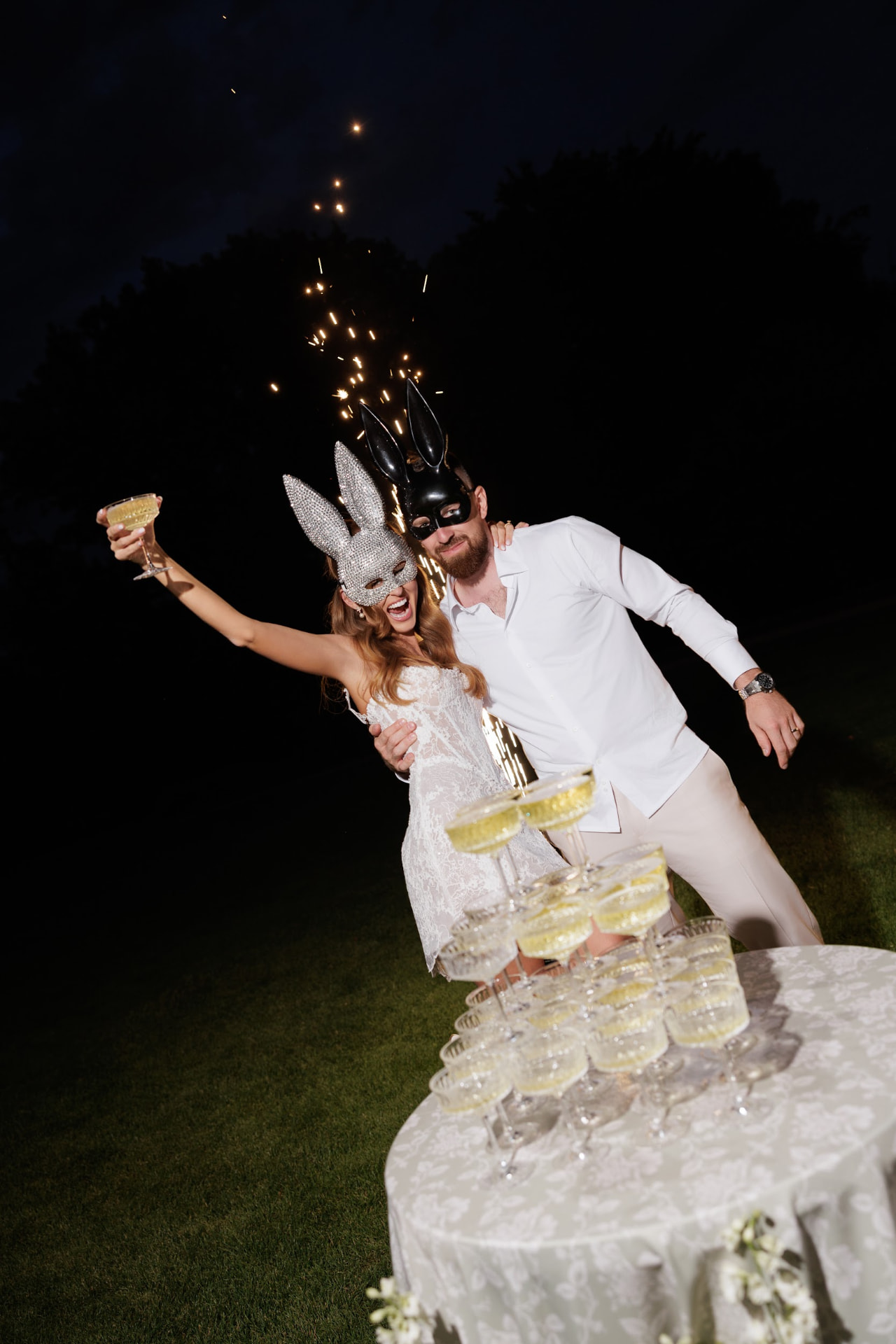 Dominika & Filip – svatba Chateau Mcely, Sweet & Chic