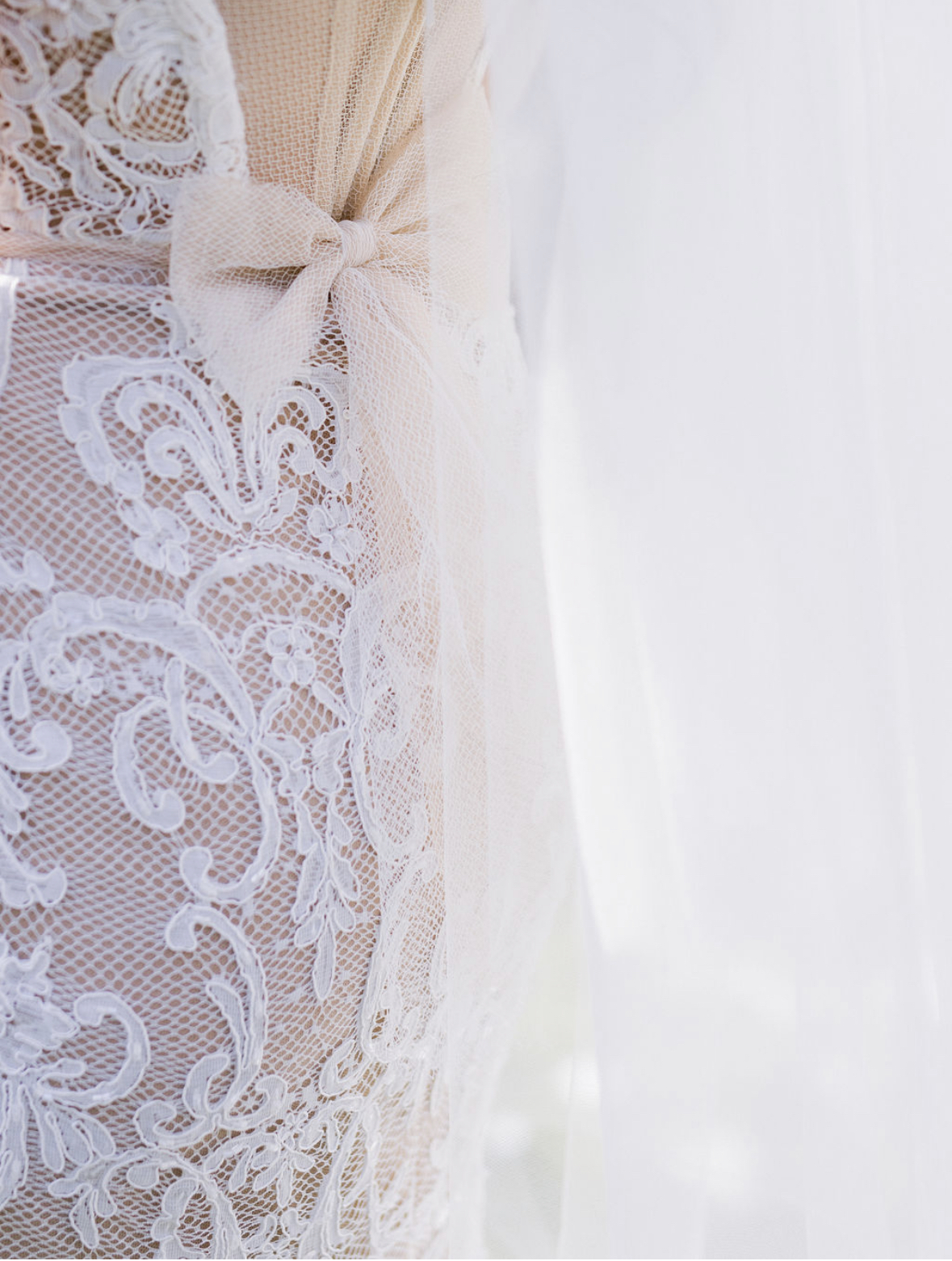 Ema & Charles – svatba Chateau Mcely, Sweet & Chic