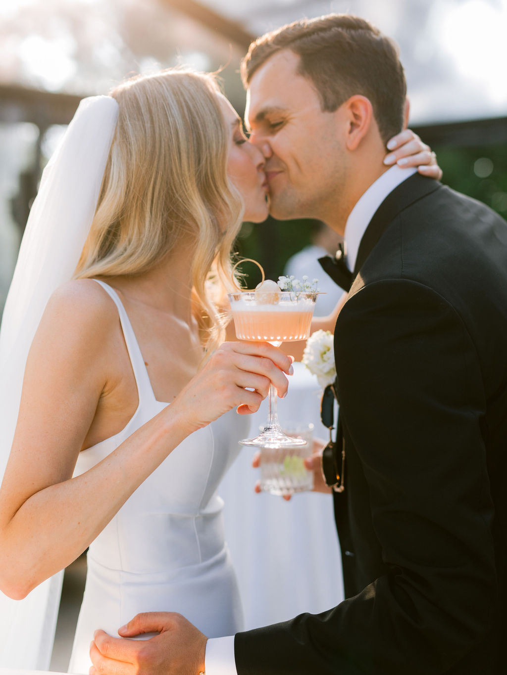 Bára & Martin – wedding at Chateau Mcely, Sweet & Chic