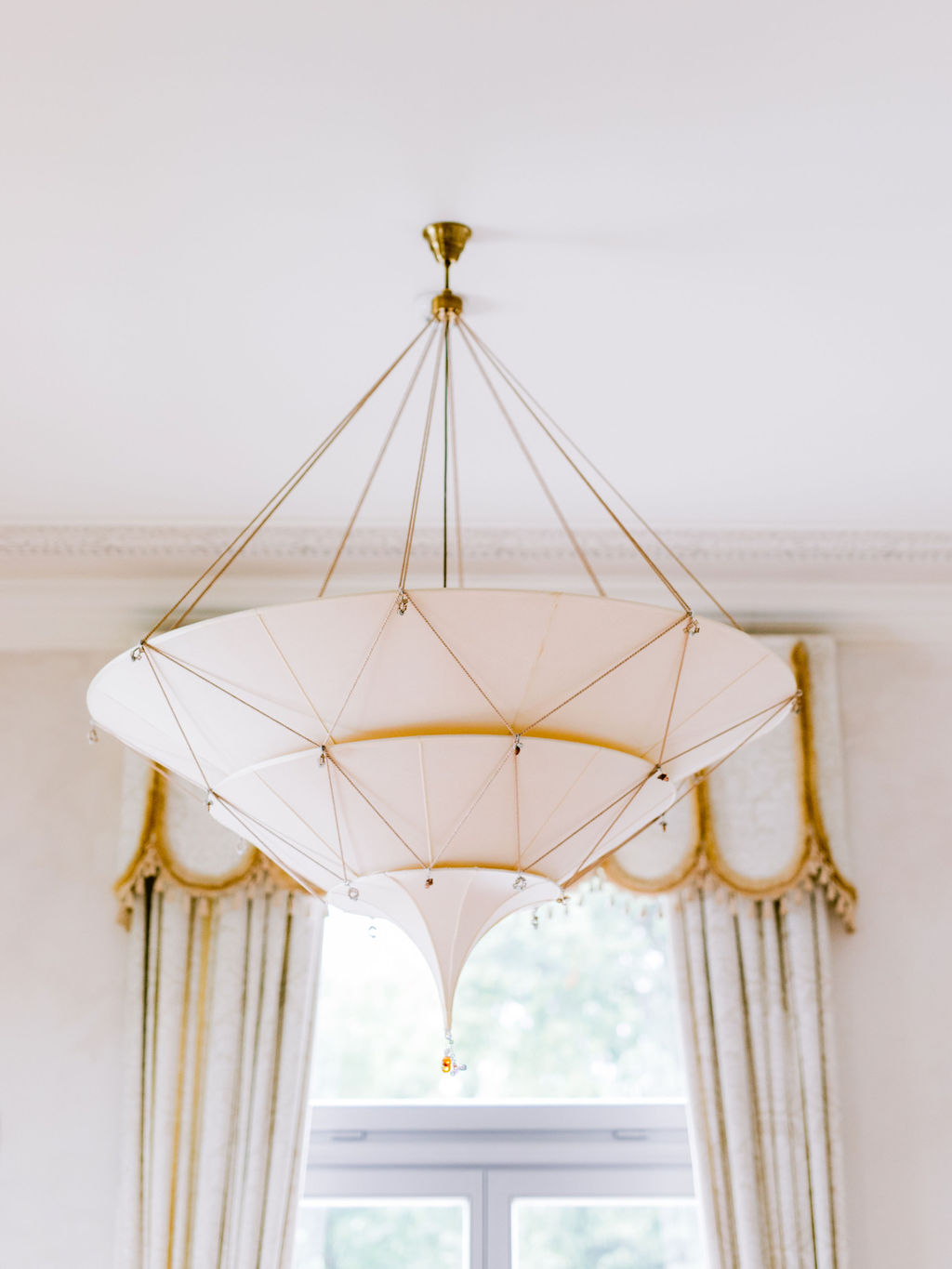 Bára & Martin – wedding at Chateau Mcely, Sweet & Chic